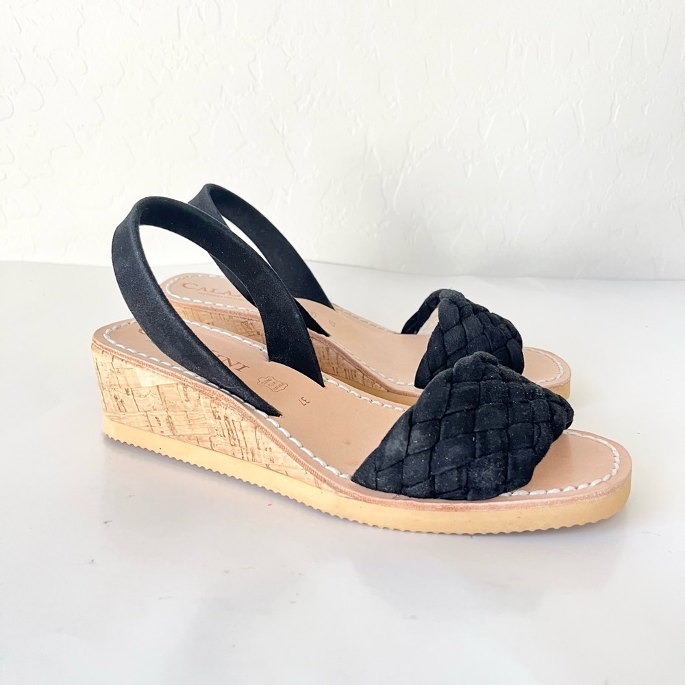 CalaXini simply perfect wedge braided suede sandals made
In Spain 37 US 6.5 - Picture 5 of 12